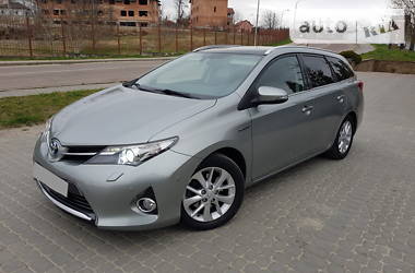 Универсал Toyota Auris 2014 в Дрогобыче