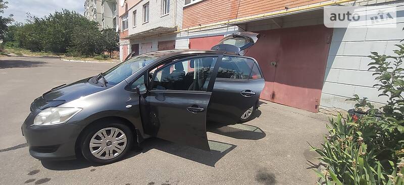 Хетчбек Toyota Auris 2007 в Білій Церкві