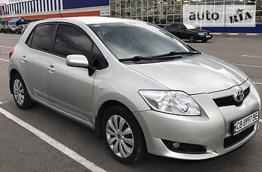 Хетчбек Toyota Auris 2007 в 
