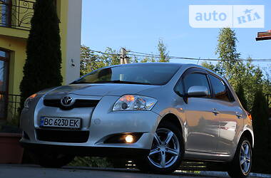 Toyota Auris 2009