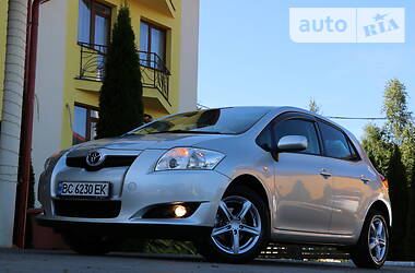 Хэтчбек Toyota Auris 2009 в Трускавце