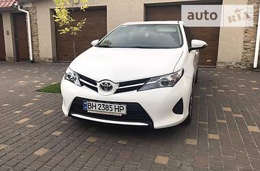 Хэтчбек Toyota Auris 2013 в Одессе