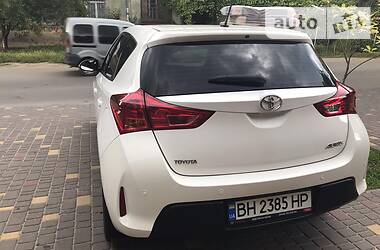 Хэтчбек Toyota Auris 2013 в Одессе