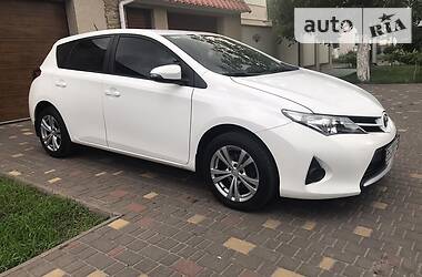 Хэтчбек Toyota Auris 2013 в Одессе