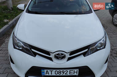 Toyota Auris 2014