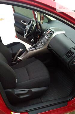 Хэтчбек Toyota Auris 2007 в Черновцах