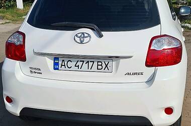 Toyota Auris 2011