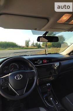 Универсал Toyota Auris 2016 в Львове