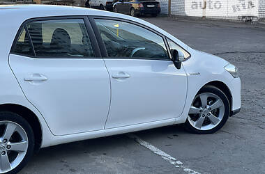 Хэтчбек Toyota Auris 2012 в Киеве