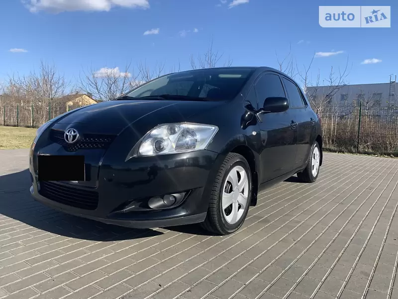 Toyota Auris