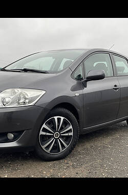 Хэтчбек Toyota Auris 2008 в Киеве