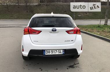 Хэтчбек Toyota Auris 2014 в Виннице