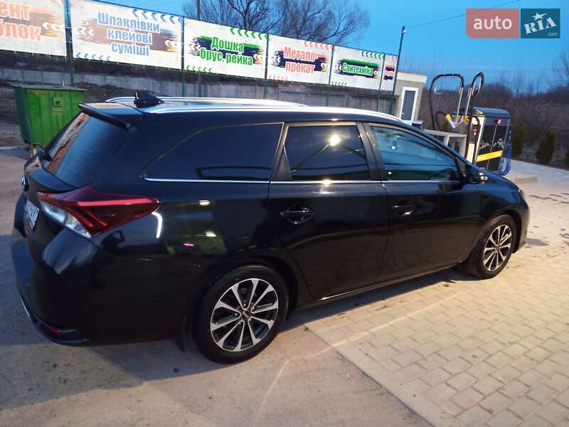Універсал Toyota Auris 2016 в Томашполі
