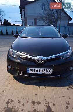 Toyota Auris 2016