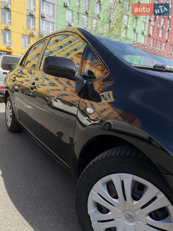 Хетчбек Toyota Auris 2007 в Києві