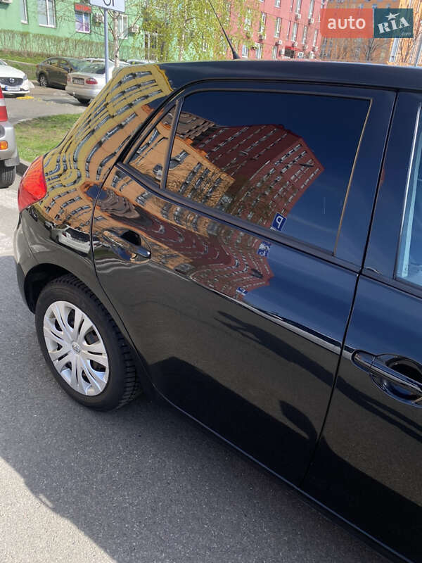 Хетчбек Toyota Auris 2007 в Києві