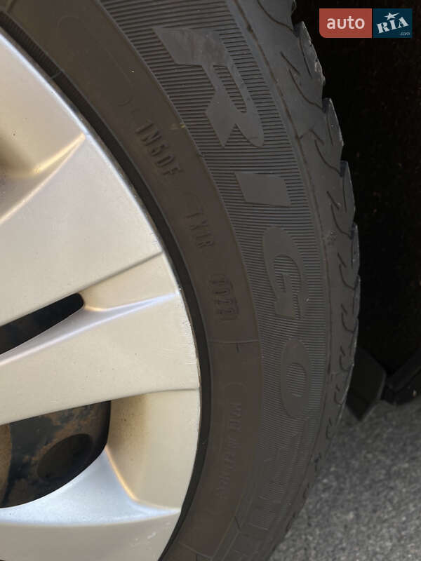 Хетчбек Toyota Auris 2007 в Києві