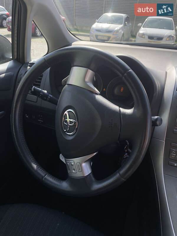 Хетчбек Toyota Auris 2007 в Києві