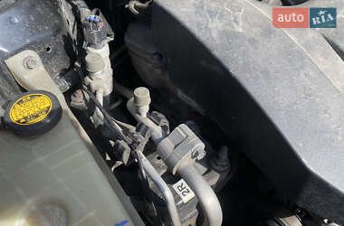 Хэтчбек Toyota Auris 2007 в 