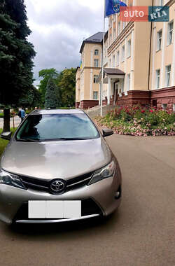 Хетчбек Toyota Auris 2013 в Києві