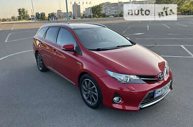 Toyota Auris 2014