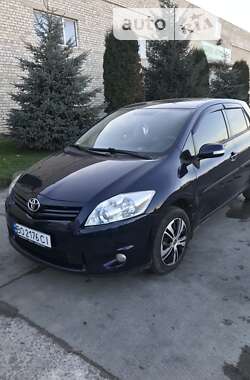 Хетчбек Toyota Auris 2010 в Тернополі