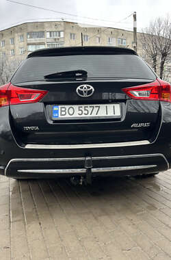 Универсал Toyota Auris 2013 в Тернополе