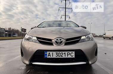 Toyota Auris 2013