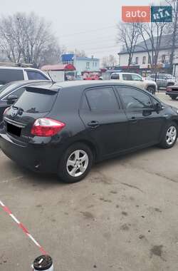 Хэтчбек Toyota Auris 2012 в Киеве