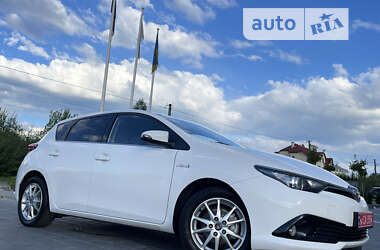 Хэтчбек Toyota Auris 2017 в Трускавце