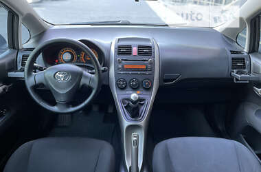 Хэтчбек Toyota Auris 2007 в Полтаве