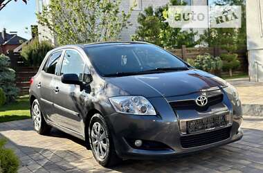 Хэтчбек Toyota Auris 2008 в Виннице