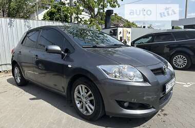 Хетчбек Toyota Auris 2009 в Луцьку