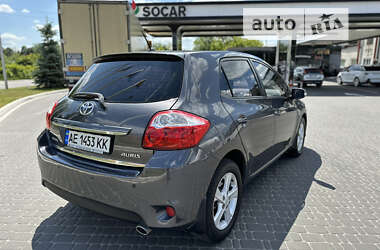 Хетчбек Toyota Auris 2012 в Дніпрі