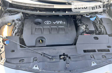 Хэтчбек Toyota Auris 2008 в Киеве