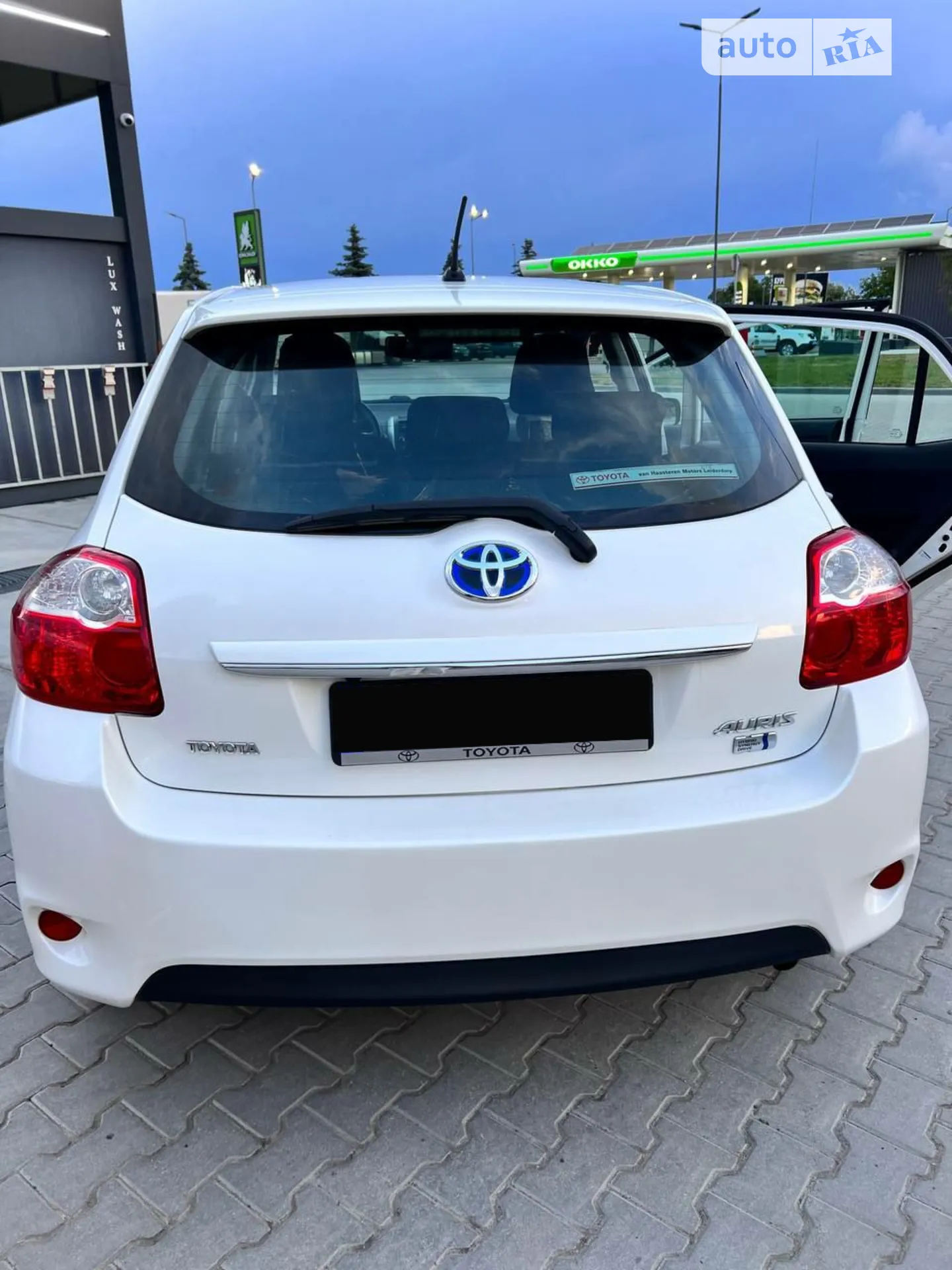 2010 Toyota Auris - мініатюра 5