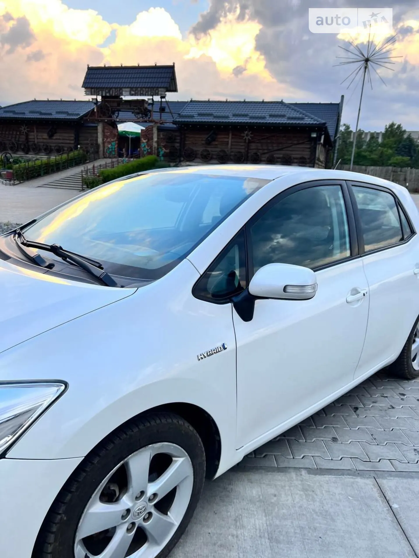 Toyota Auris 2010 VIN SB1KS56E70E019185 фото оголошення 4 з 5