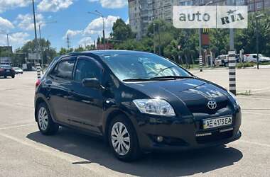 Хэтчбек Toyota Auris 2008 в Днепре