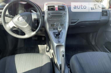 Хэтчбек Toyota Auris 2008 в Львове