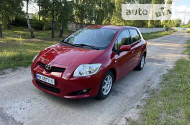 Хэтчбек Toyota Auris 2007 в Вараше