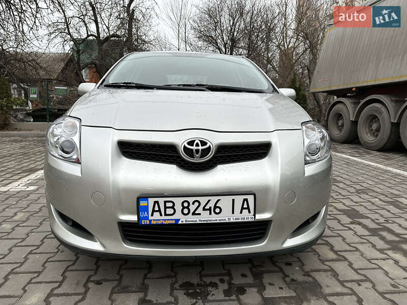 Хэтчбек Toyota Auris 2007 в Виннице