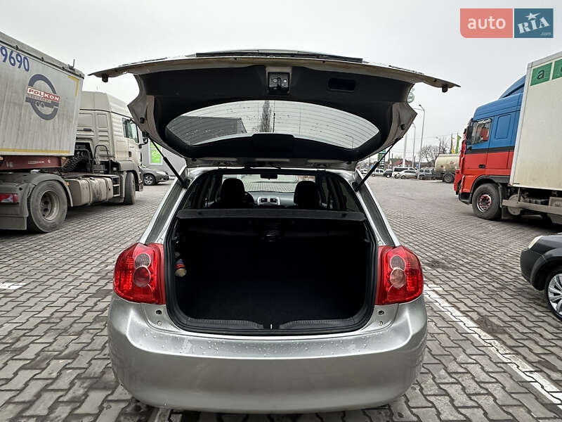 Хэтчбек Toyota Auris 2007 в Виннице