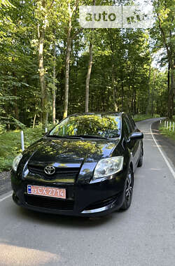 Хэтчбек Toyota Auris 2007 в Луцке