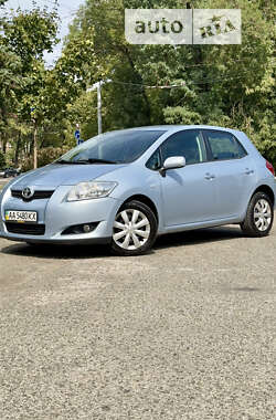 Хэтчбек Toyota Auris 2007 в Киеве