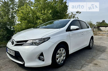 Toyota Auris 2014