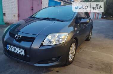Хэтчбек Toyota Auris 2008 в Чернигове