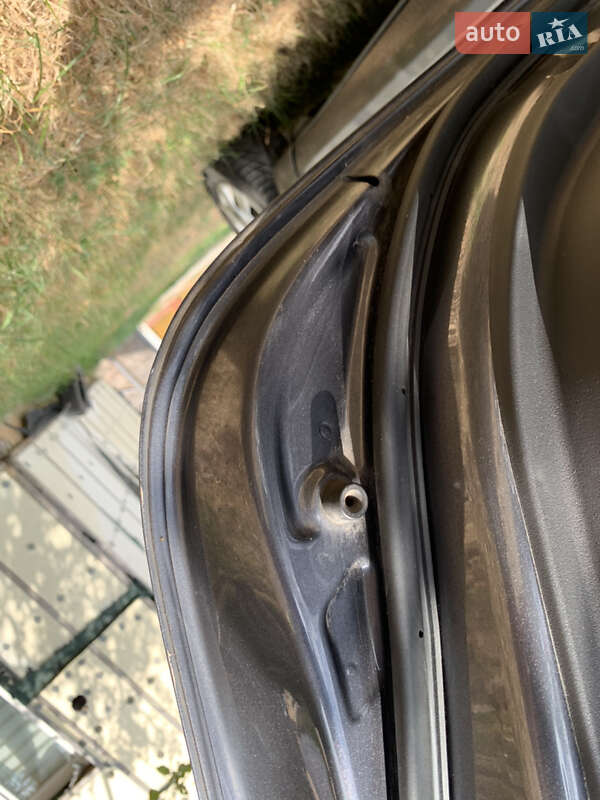 Хетчбек Toyota Auris 2007 в Києві фото 7 Хетчбек Toyota Auris 2007 в Києві