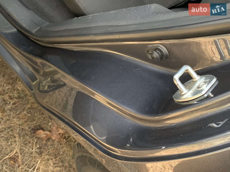 Хетчбек Toyota Auris 2007 в Києві фото 17 Хетчбек Toyota Auris 2007 в Києві