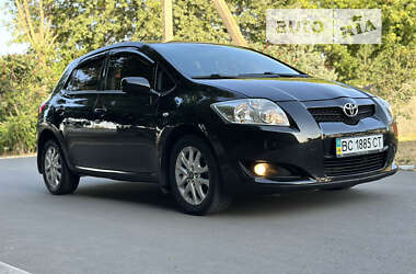 Хетчбек Toyota Auris 2008 в Первомайську