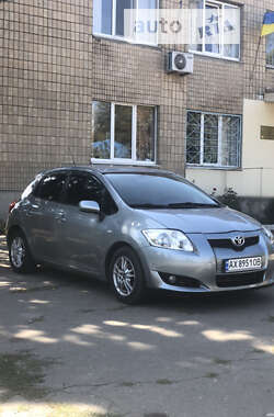 Хетчбек Toyota Auris 2008 в Первомайську